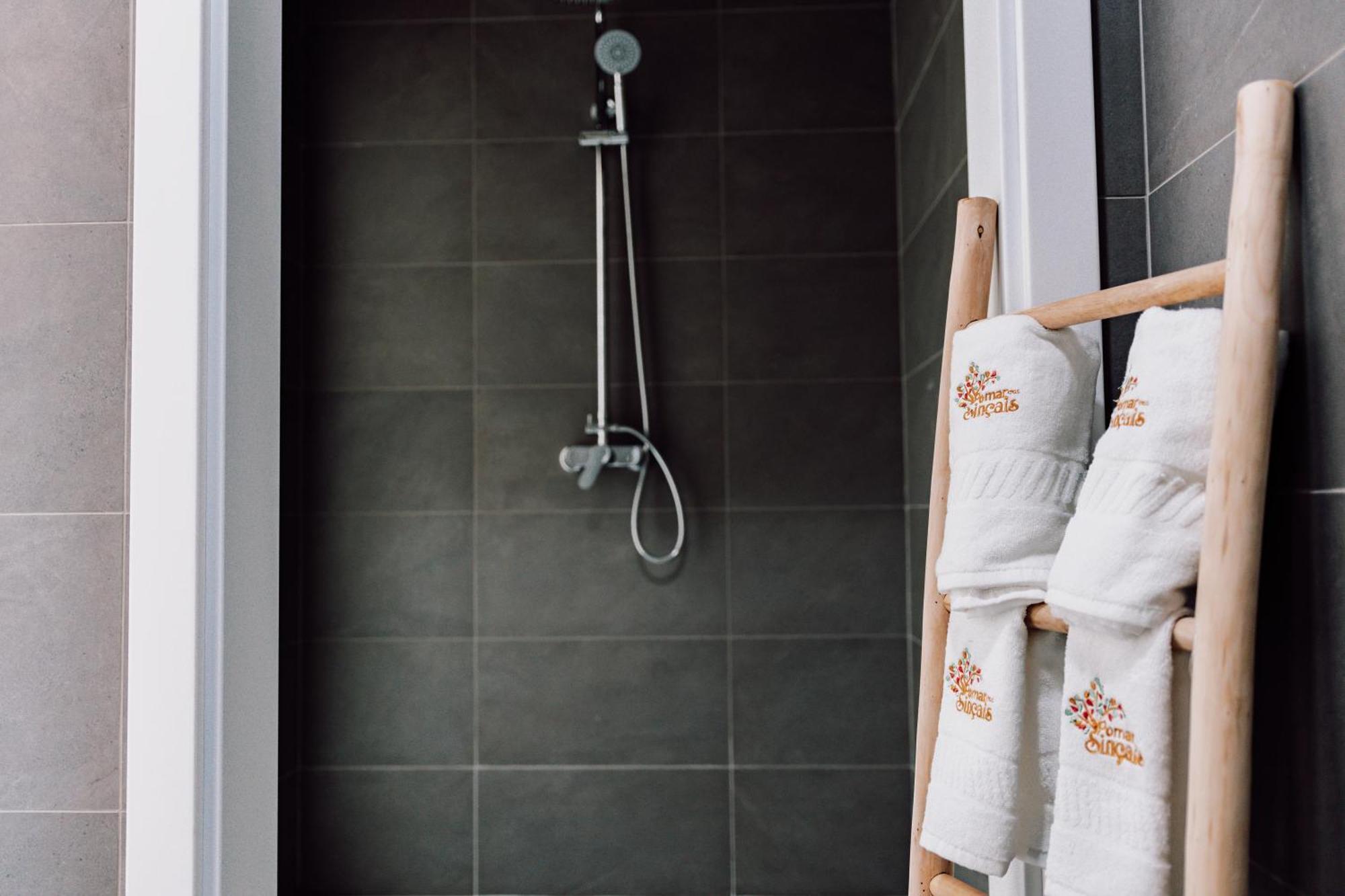 グアルダ Quinta Dos Sincais Bed & Breakfast エクステリア 写真